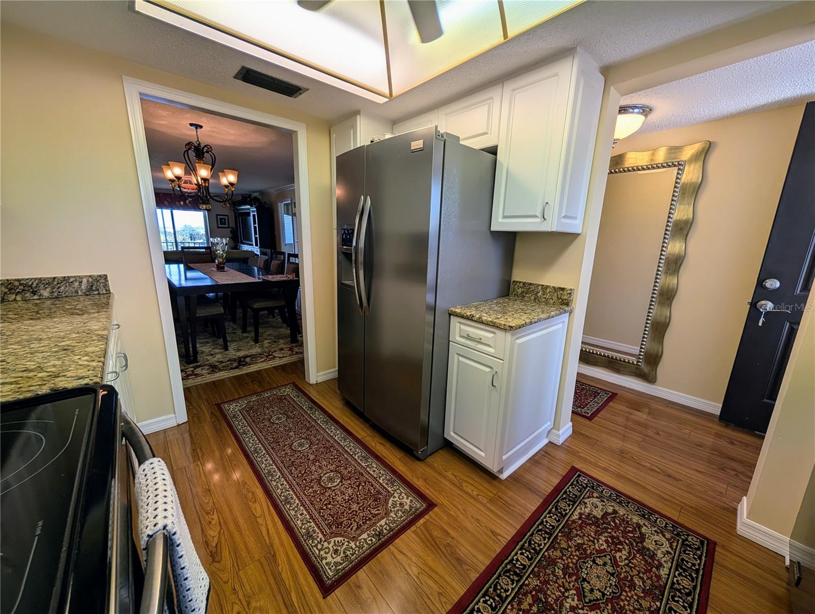 BAYSHORE ON THE LAKE APTS II SEC 1 - Residential