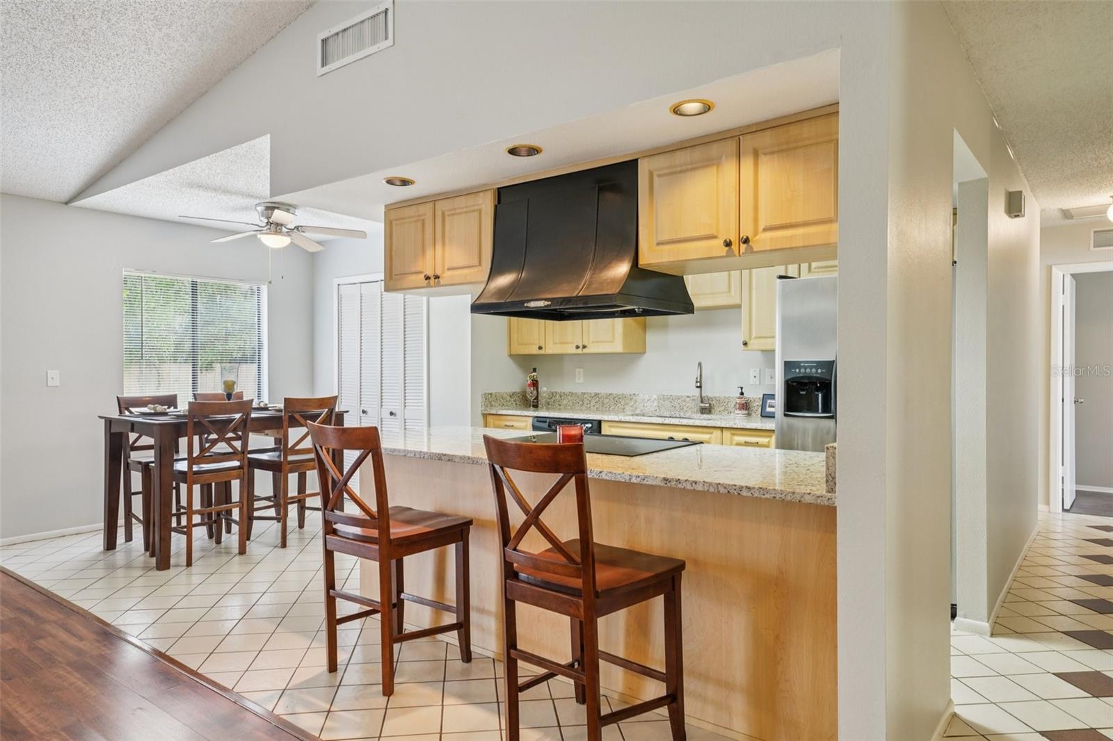 COUNTRY VILLAS - Residential