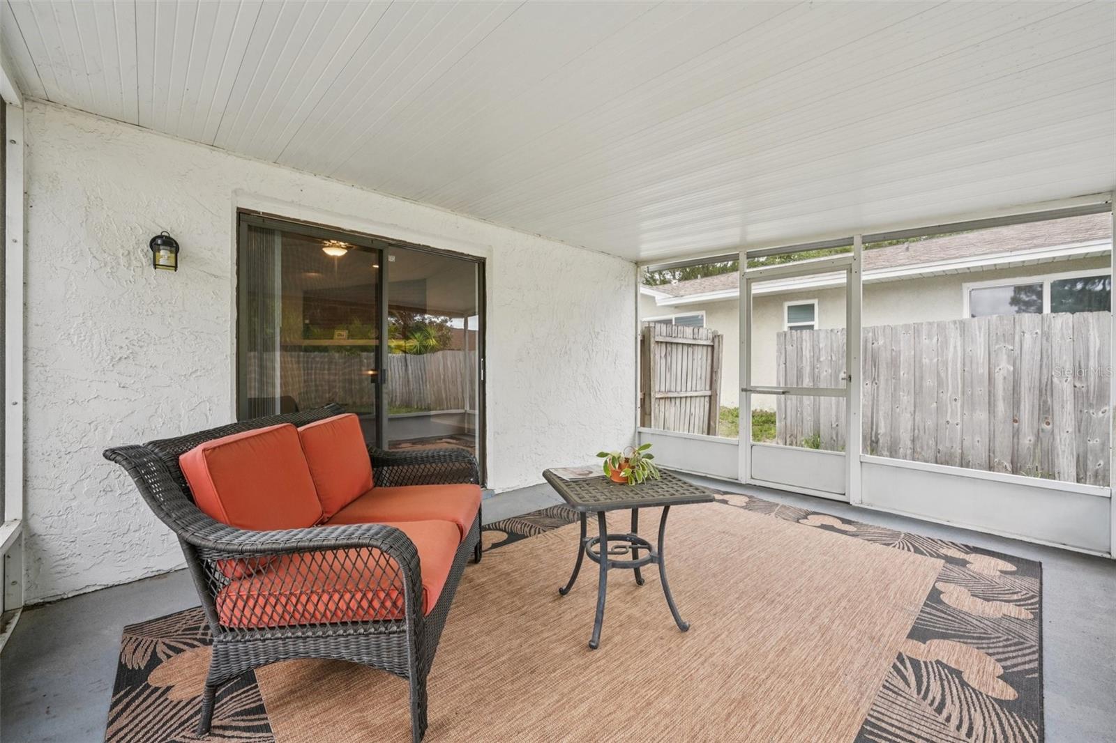 COUNTRY VILLAS - Residential