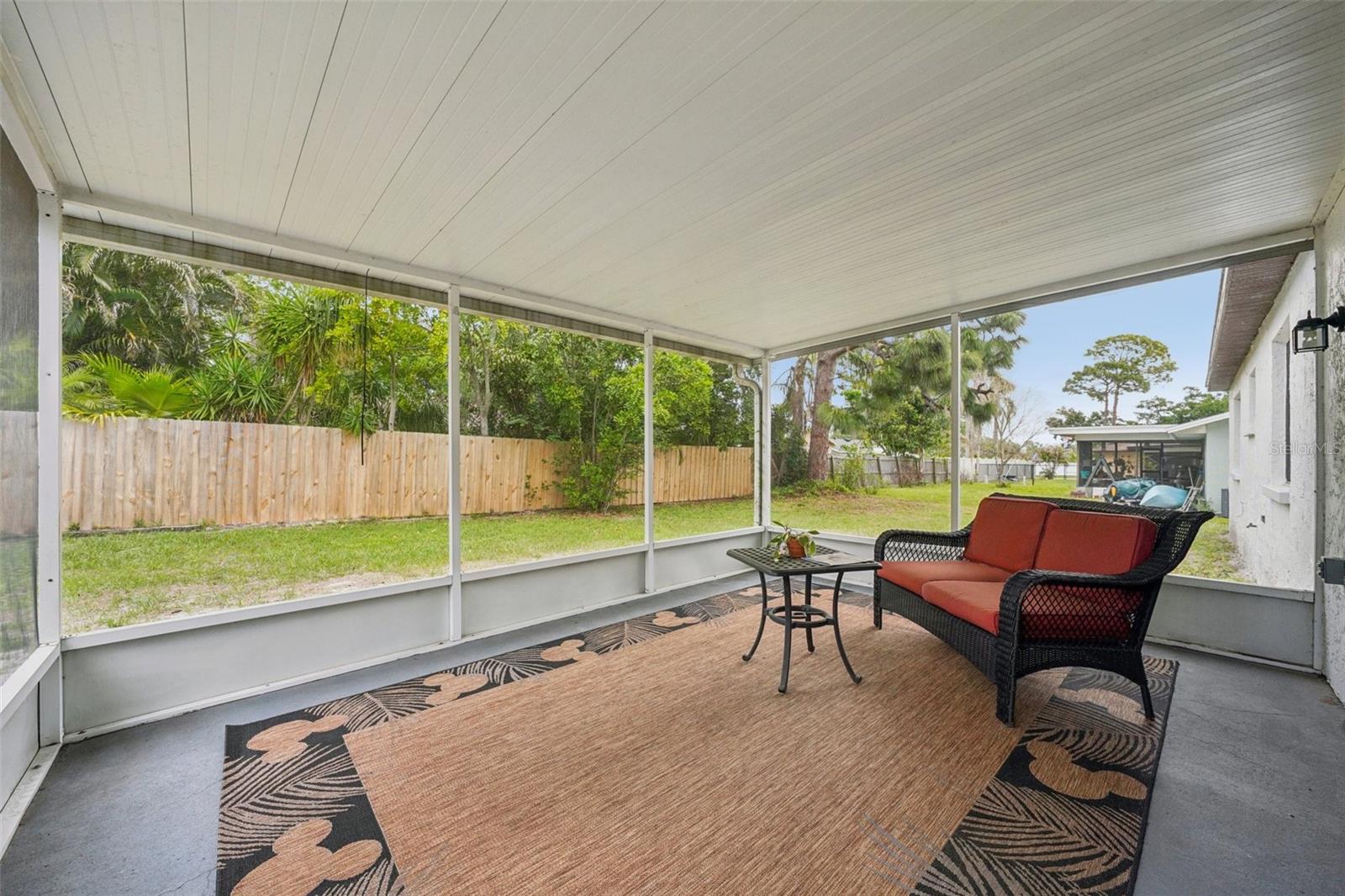 COUNTRY VILLAS - Residential