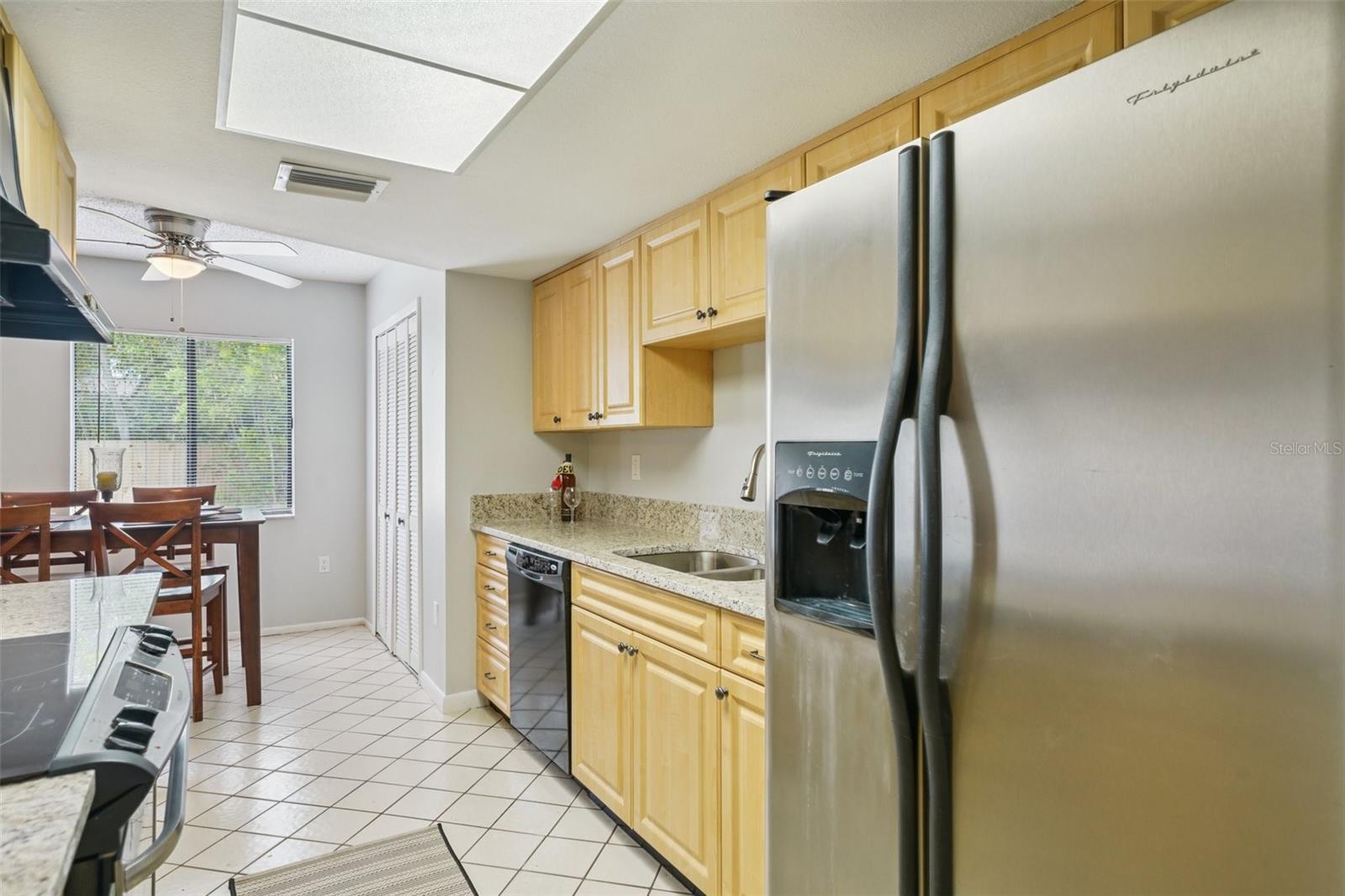 COUNTRY VILLAS - Residential