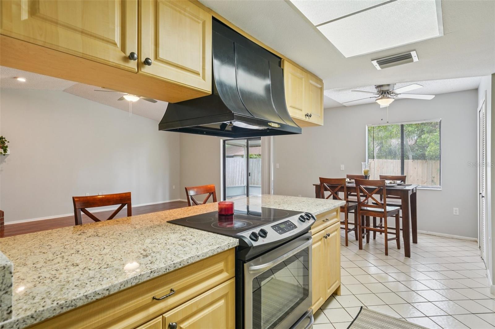 COUNTRY VILLAS - Residential