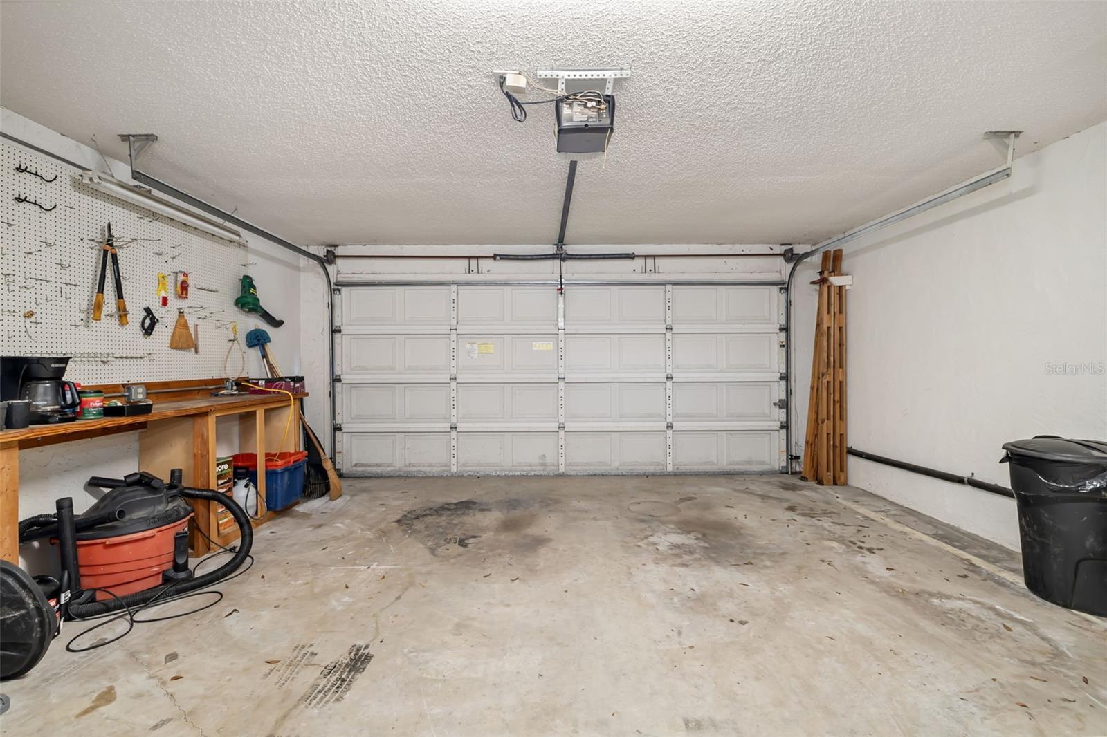 DEER HOLLOW UNIT 6 - Residential