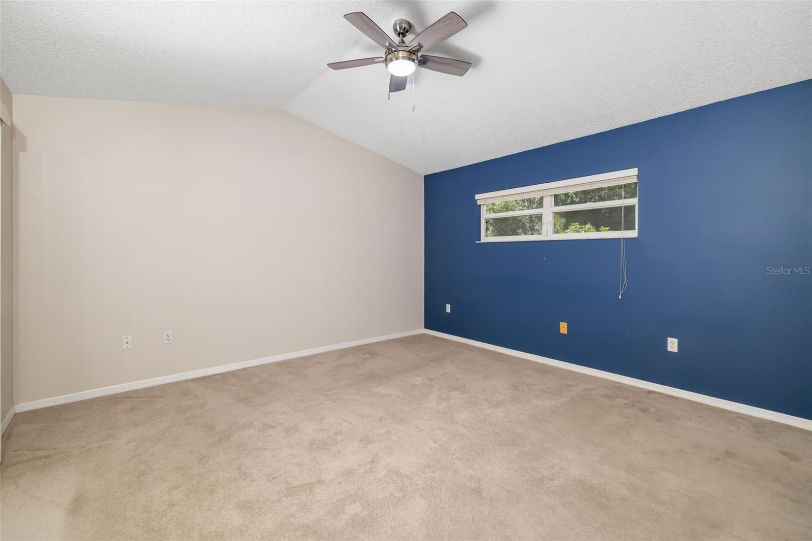 DEER HOLLOW UNIT 6 - Residential