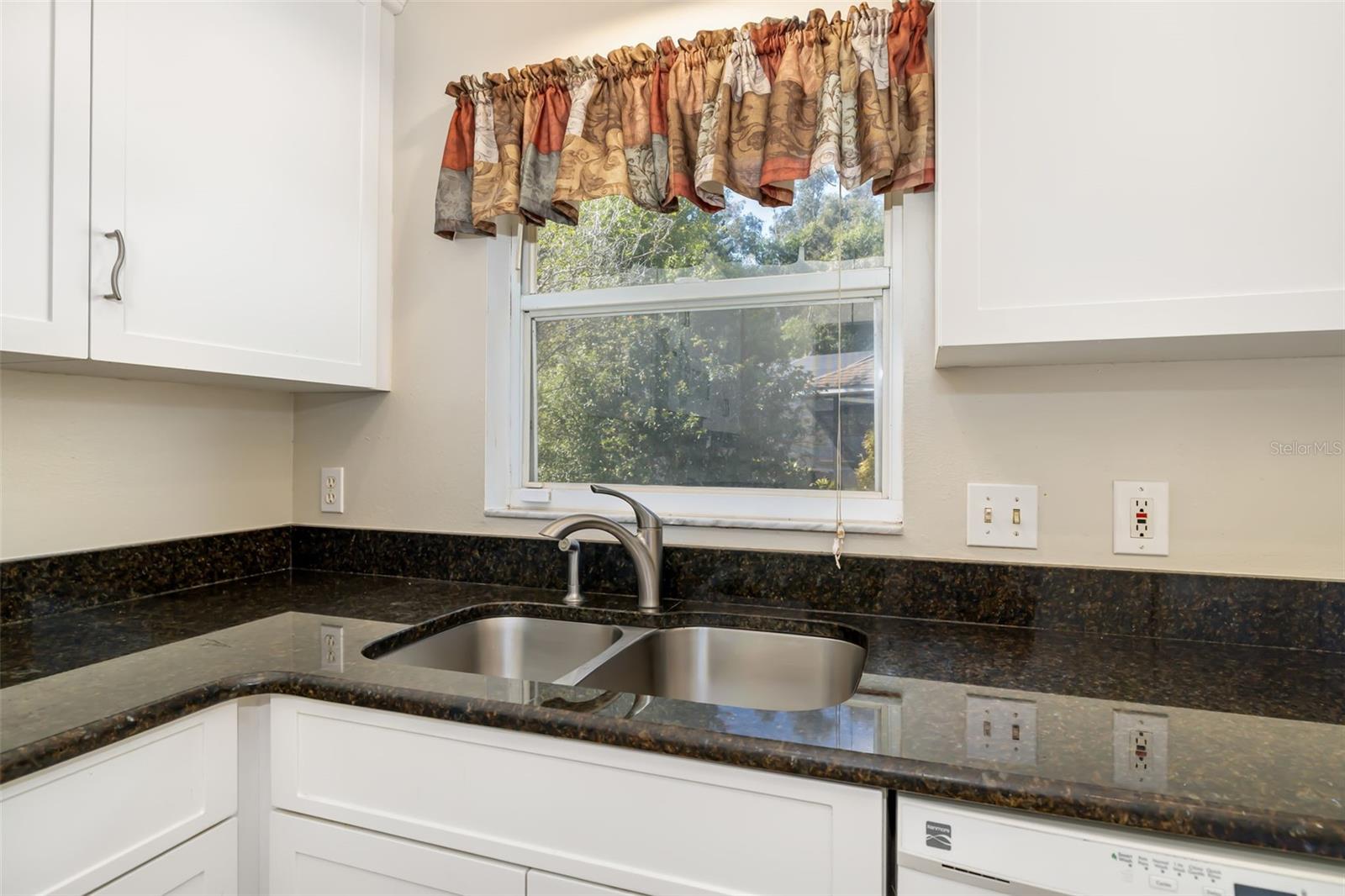 DEER HOLLOW UNIT 6 - Residential