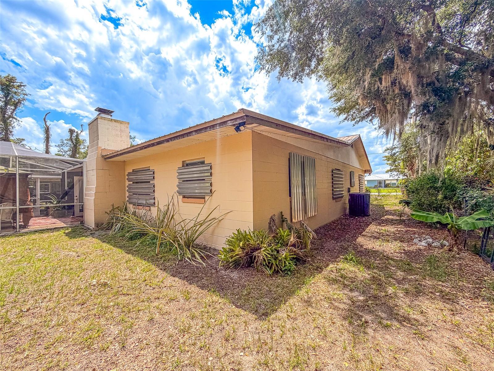TWIN LAKES ESTATES - Residential