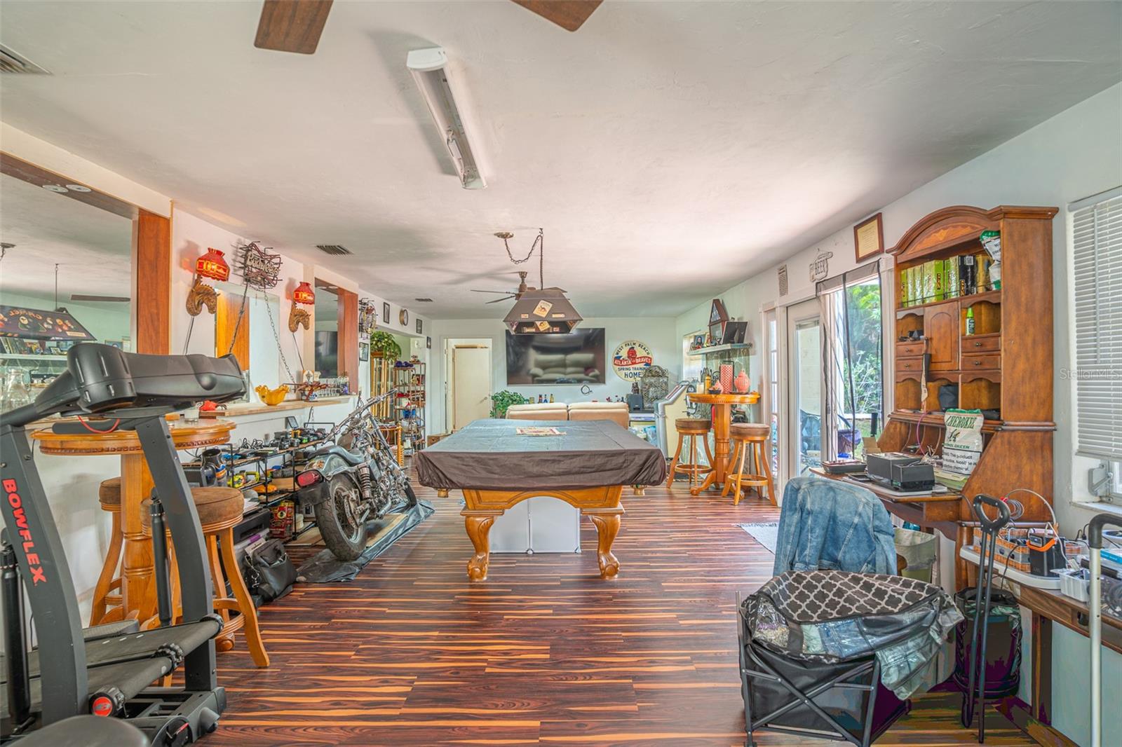TWIN LAKES ESTATES - Residential