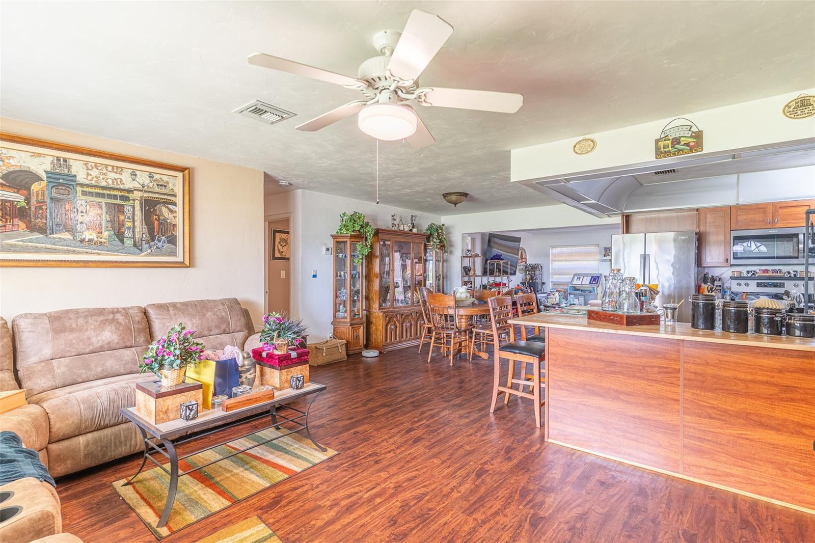 TWIN LAKES ESTATES - Residential