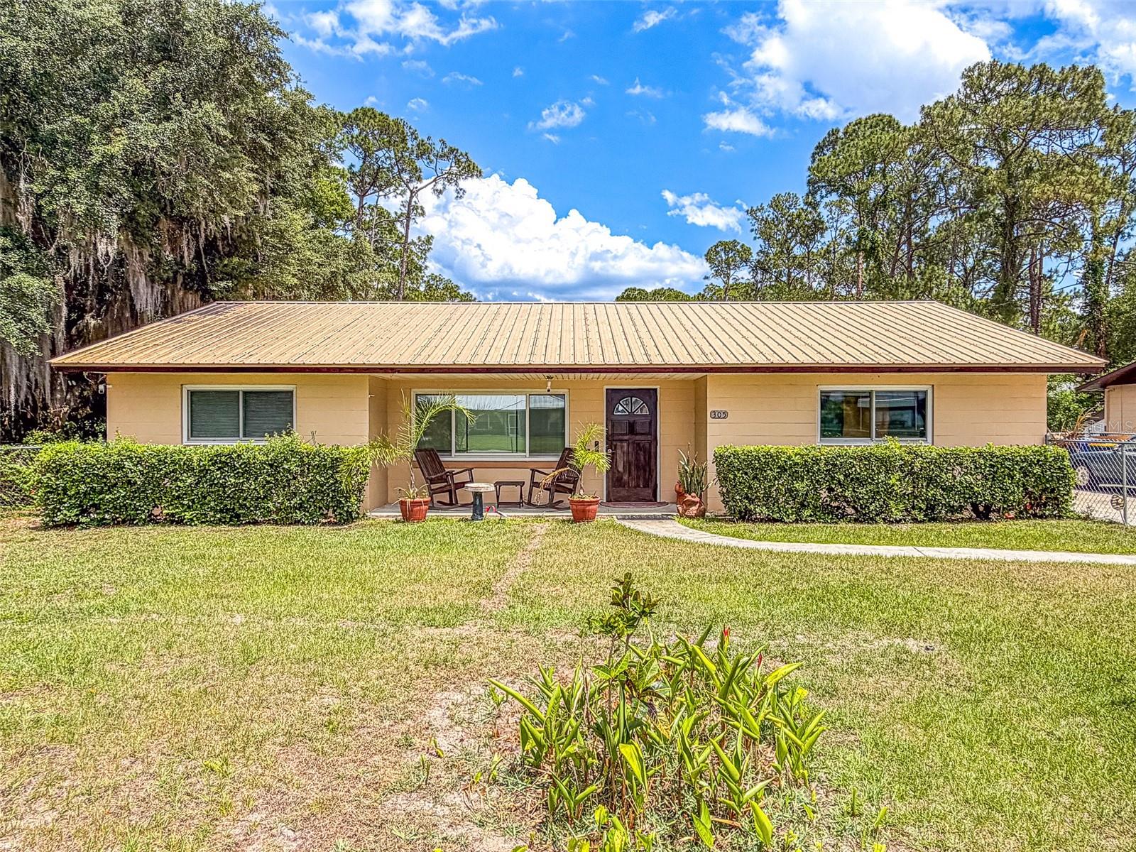 TWIN LAKES ESTATES - Residential