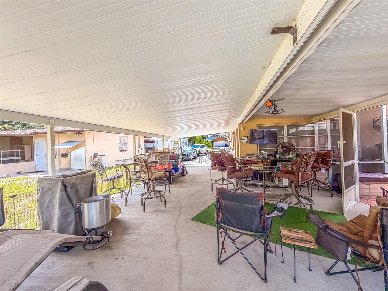 TWIN LAKES ESTATES - Residential