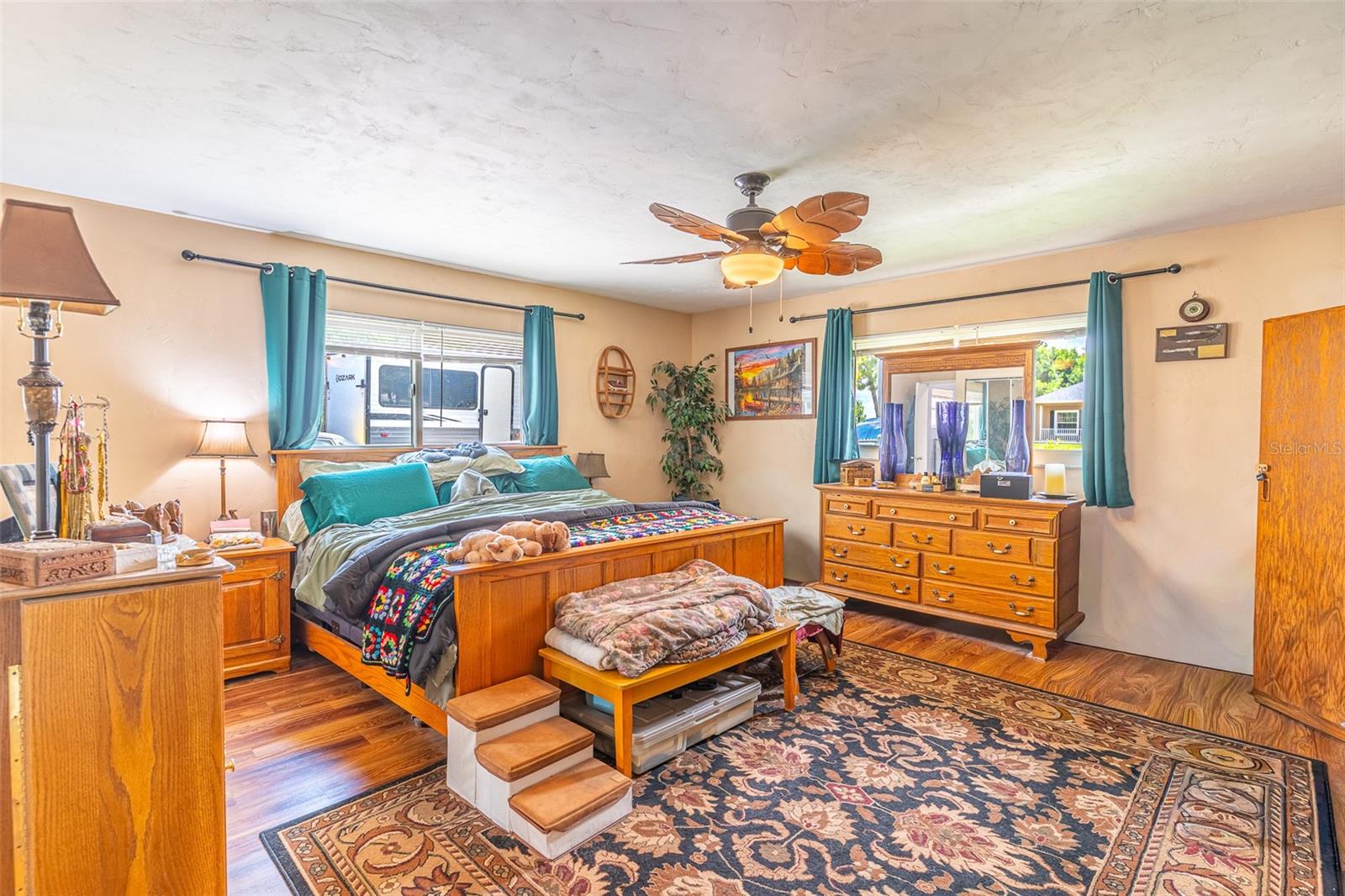 TWIN LAKES ESTATES - Residential