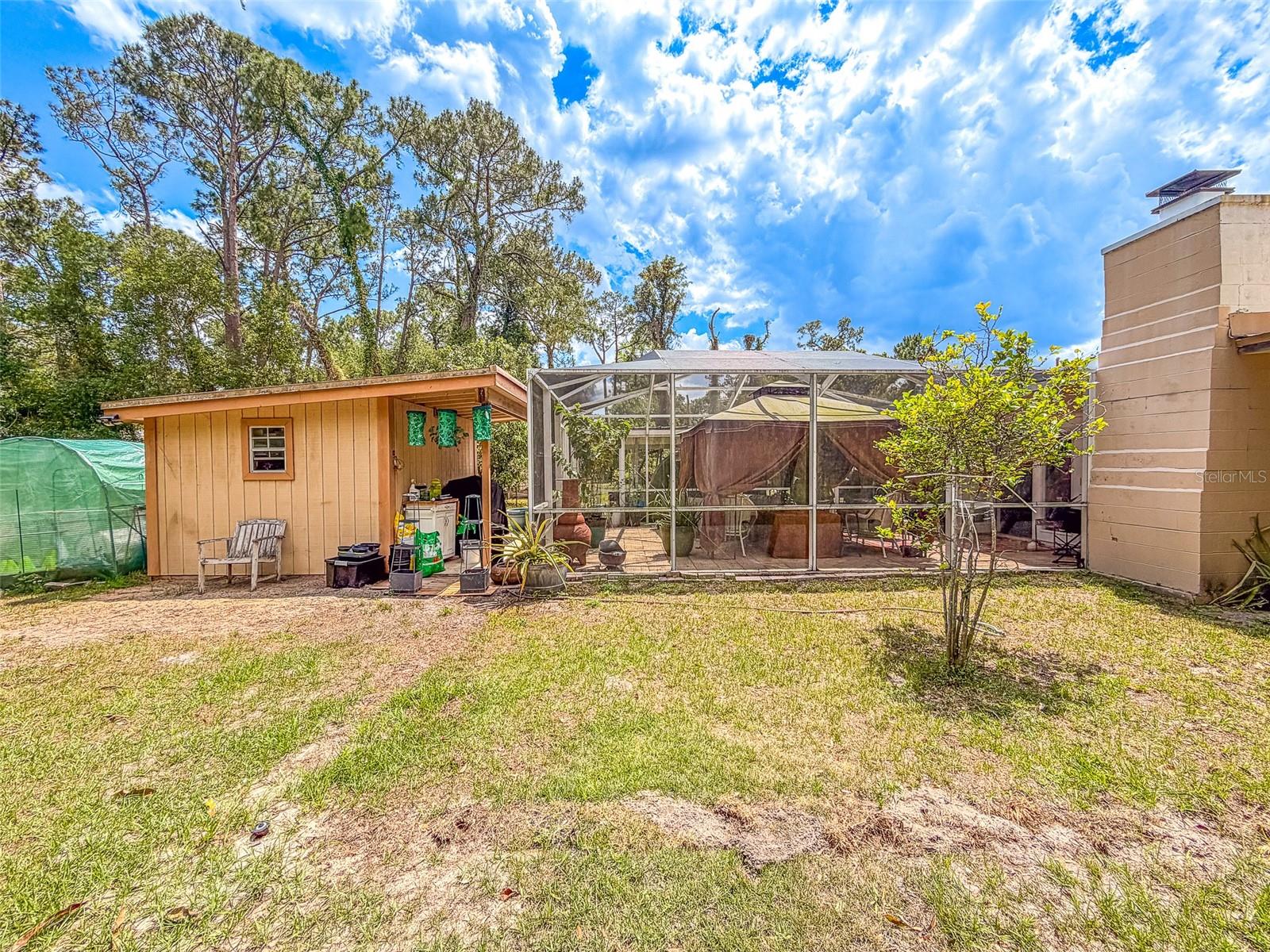 TWIN LAKES ESTATES - Residential