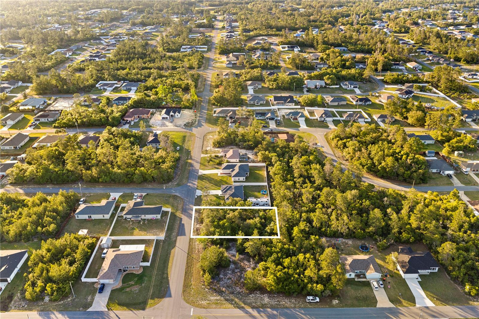 MARION OAKS UN 04 - Land