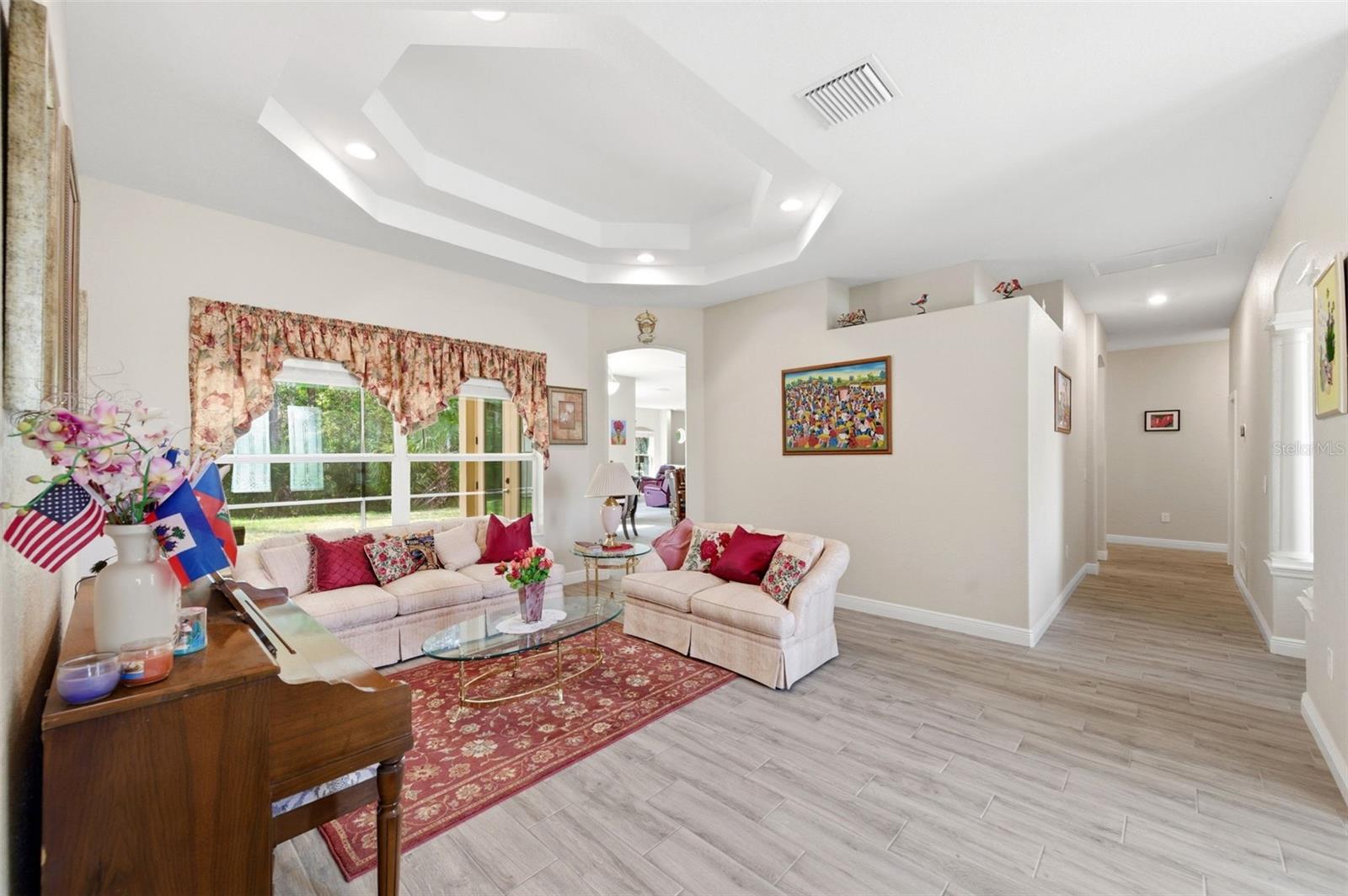 LAKE IN THE WOODS PH VI - Residential