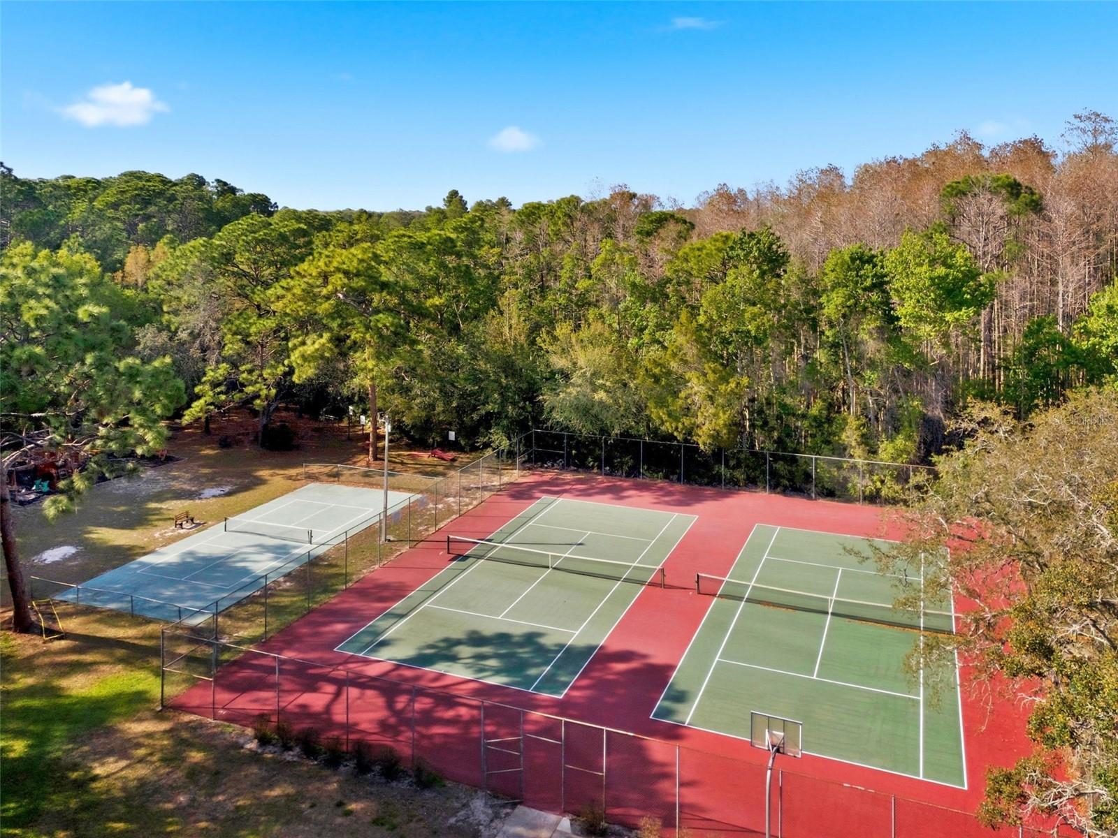 LAKE IN THE WOODS PH VI - Residential