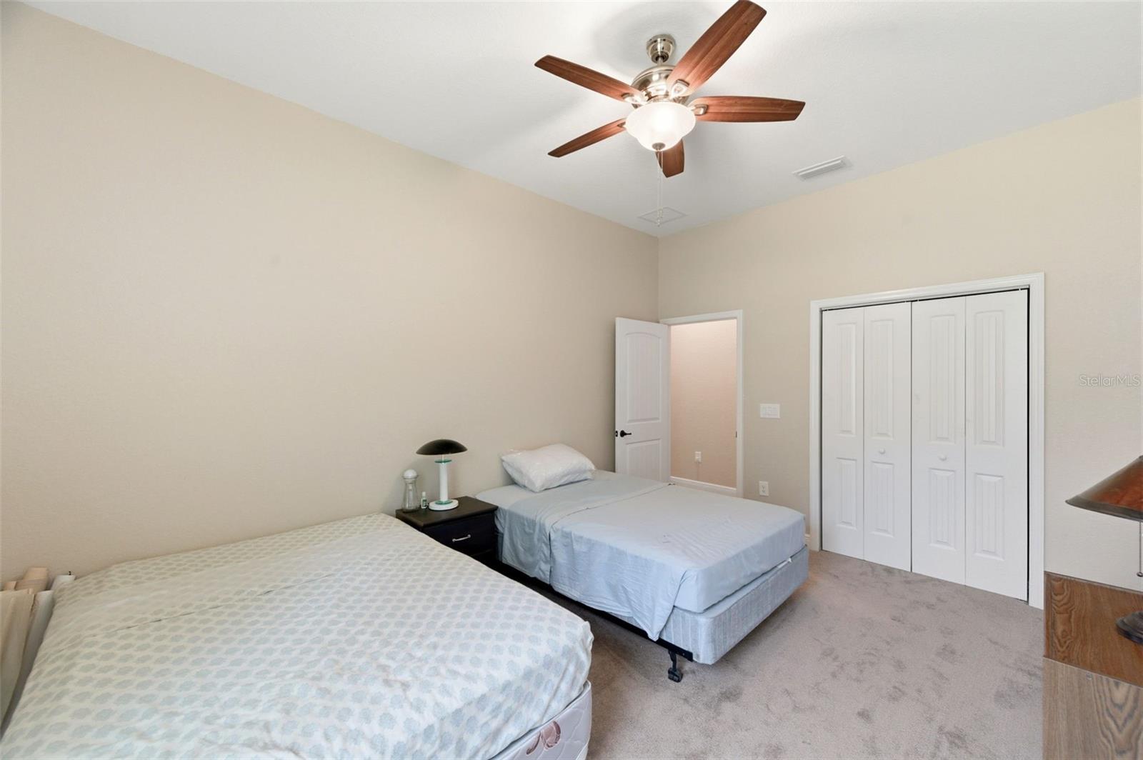 LAKE IN THE WOODS PH VI - Residential