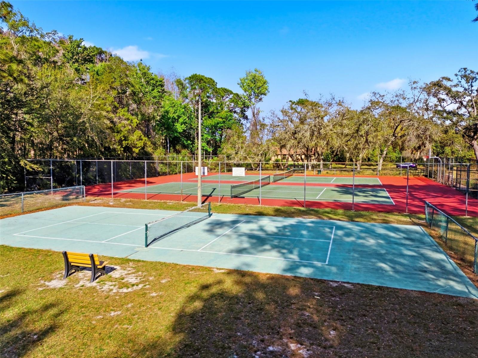 LAKE IN THE WOODS PH VI - Residential