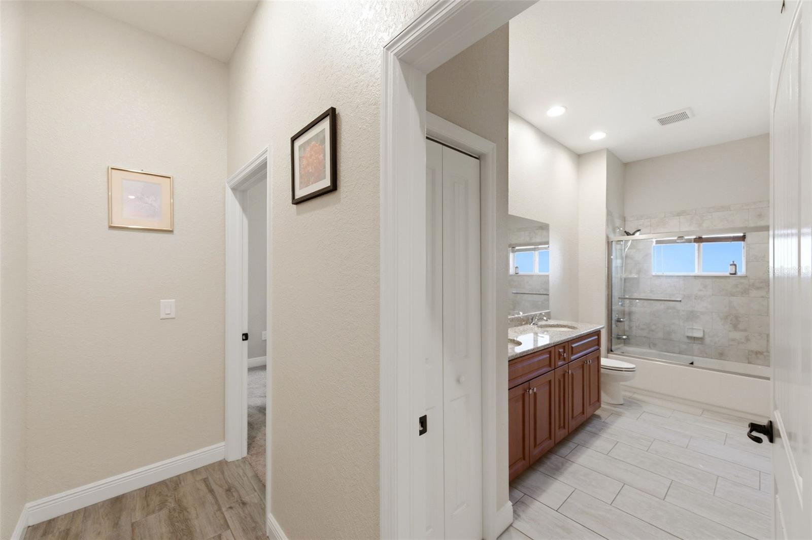 LAKE IN THE WOODS PH VI - Residential