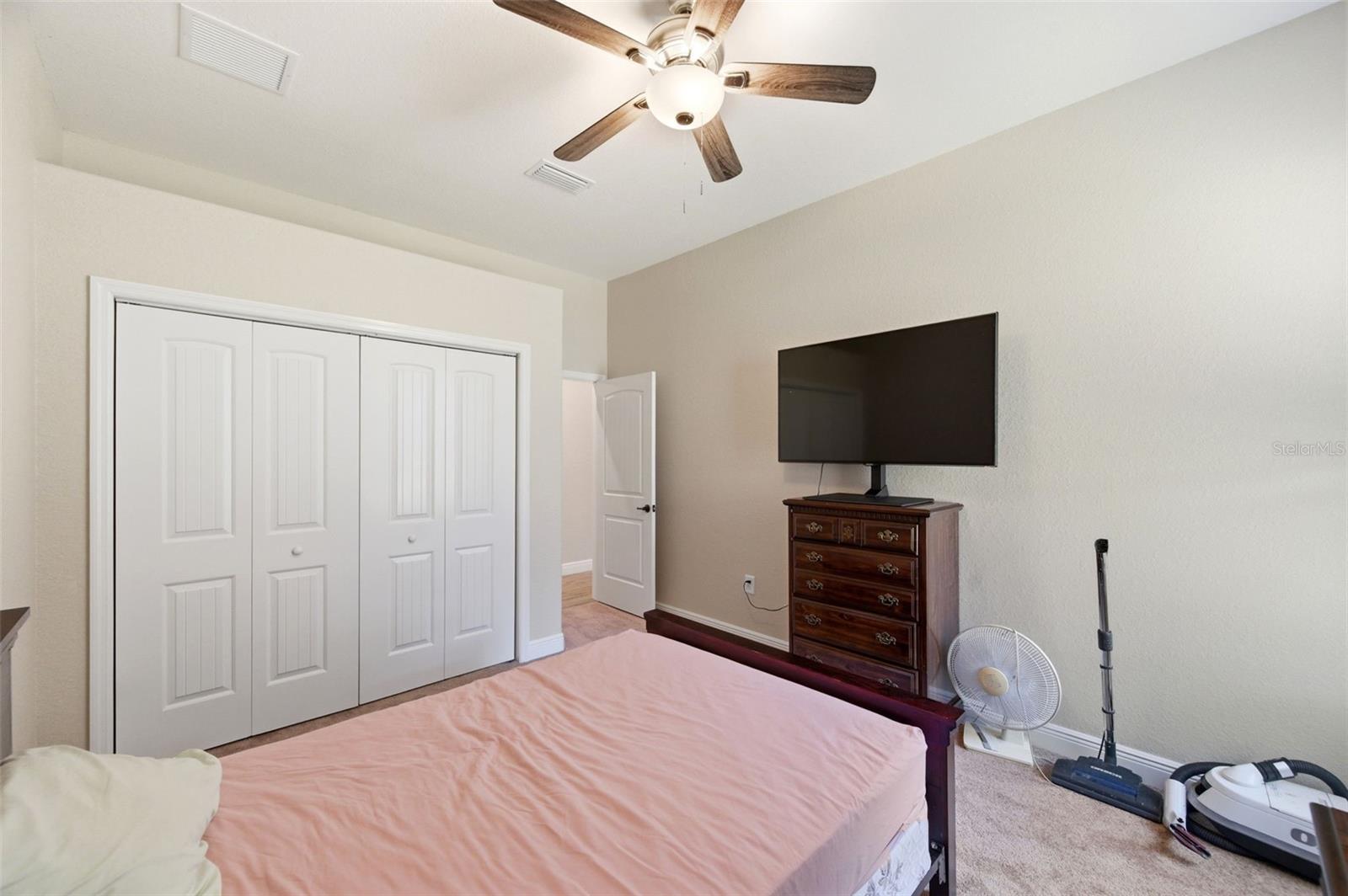 LAKE IN THE WOODS PH VI - Residential