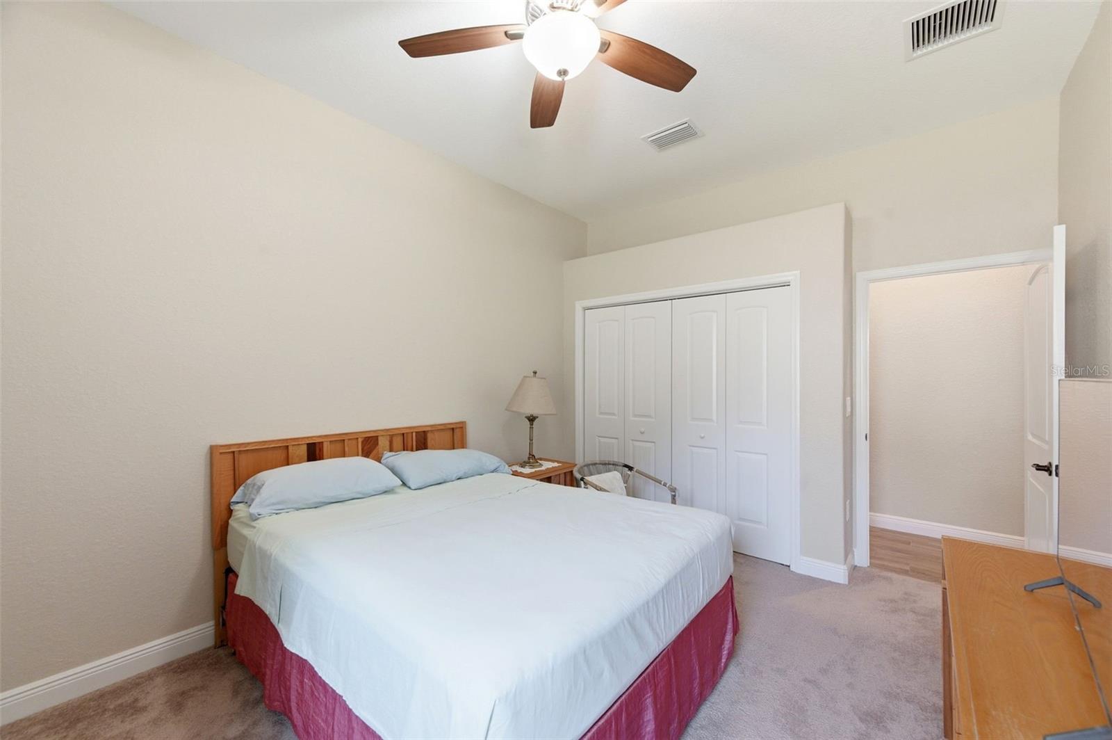 LAKE IN THE WOODS PH VI - Residential