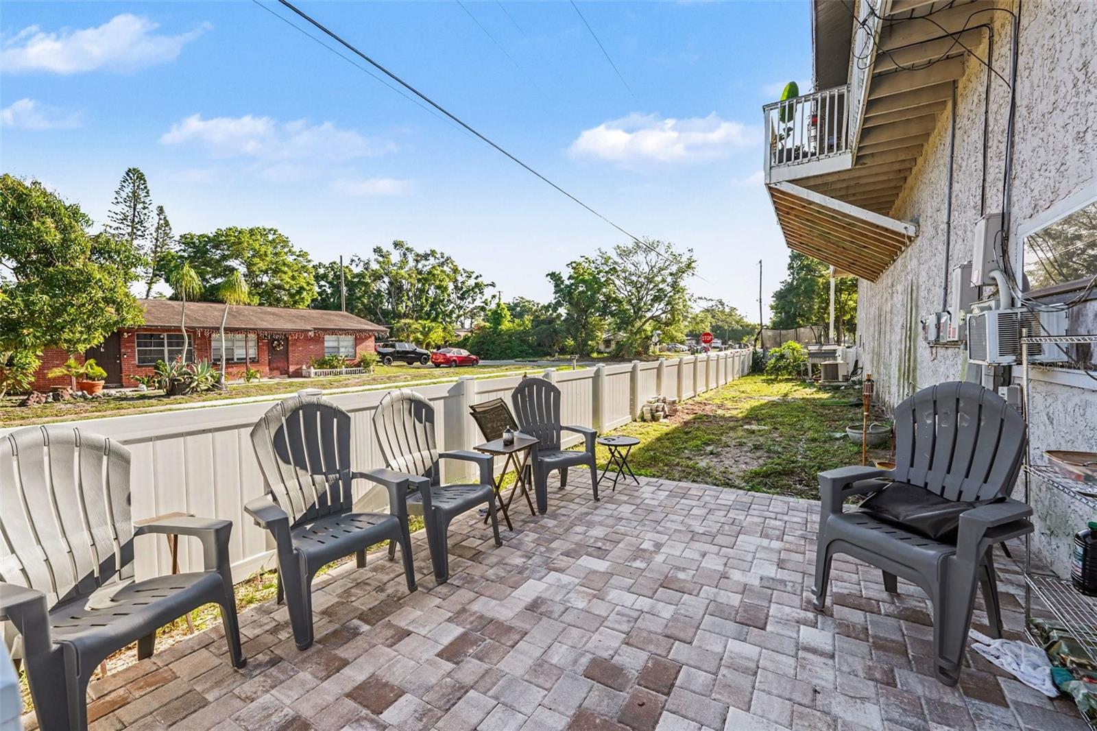 FOUR PINES - Residential