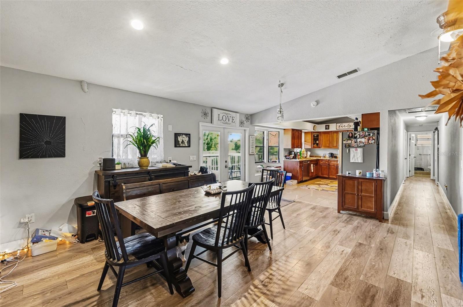 FOUR PINES - Residential