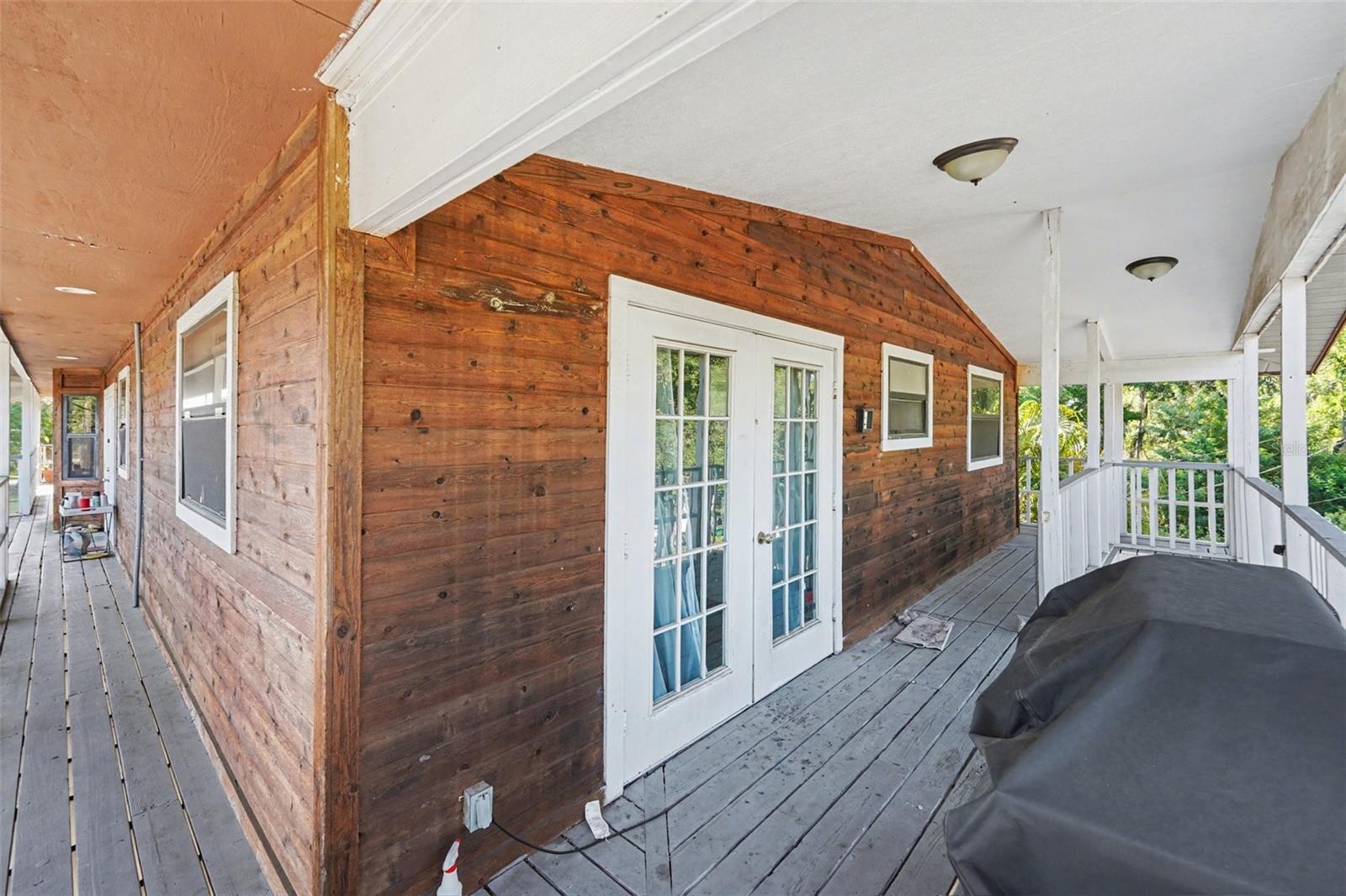 FOUR PINES - Residential