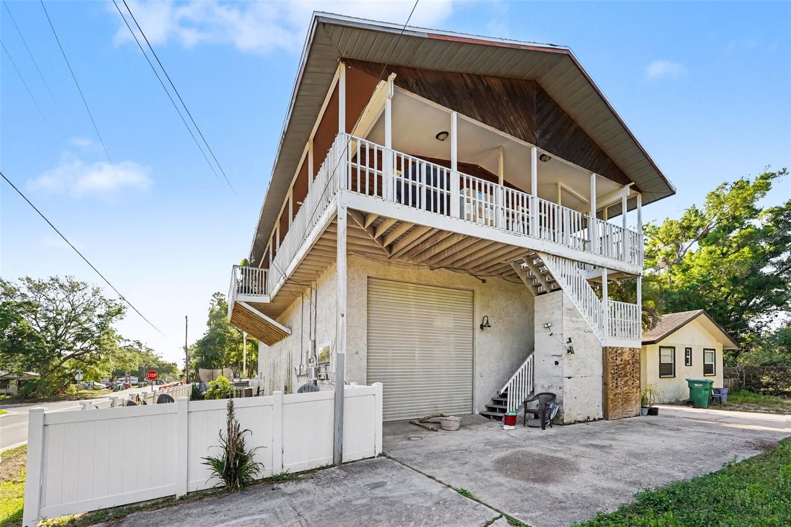 FOUR PINES - Residential