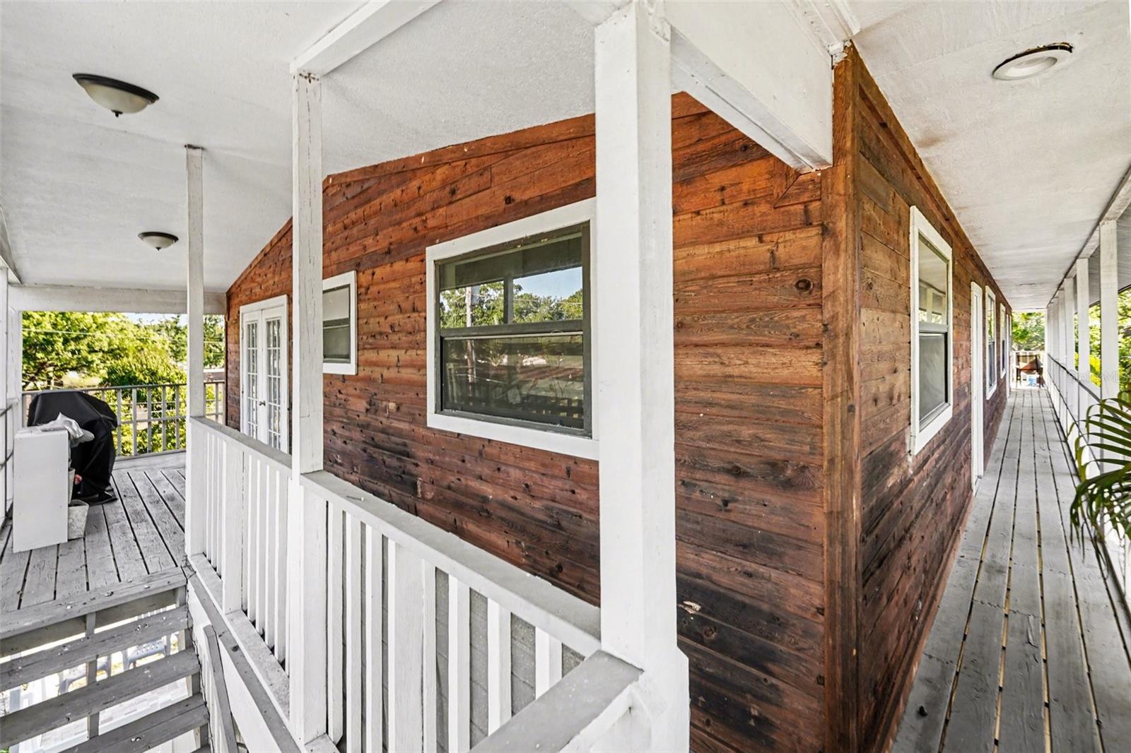 FOUR PINES - Residential