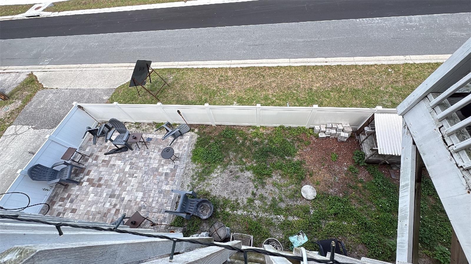 FOUR PINES - Residential