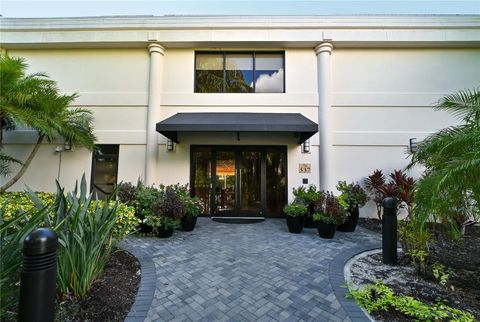 A home in LONGBOAT KEY