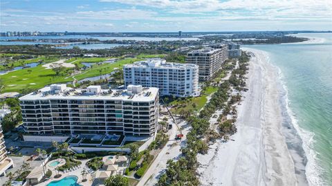 A home in LONGBOAT KEY