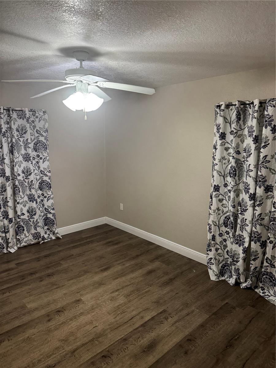 LAKE HARRIS SHORES - Residential