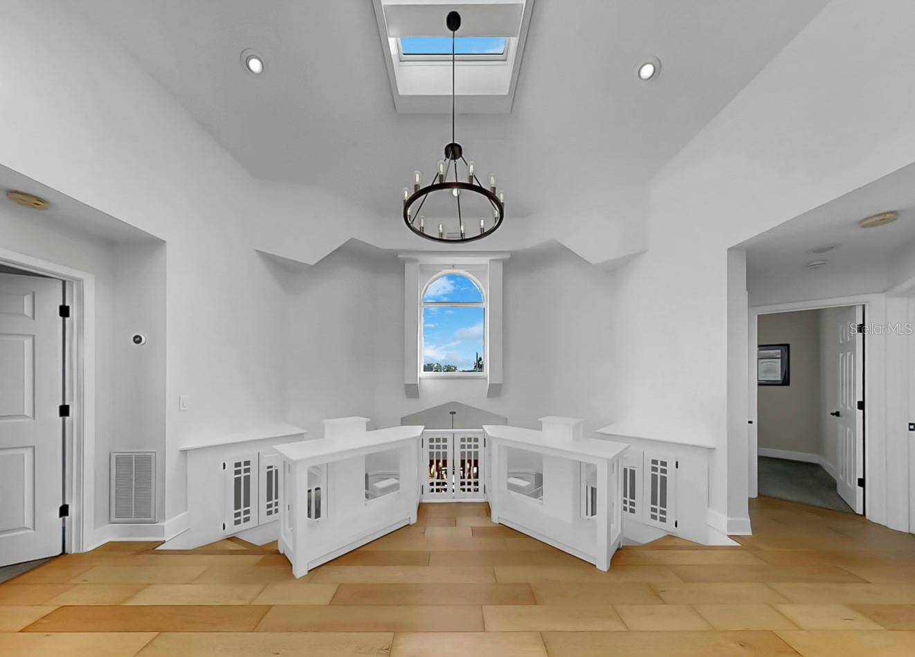 APOLLO BEACH UNIT SIX - Residential