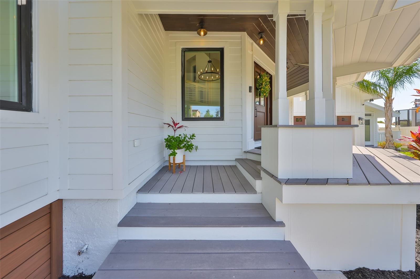 APOLLO BEACH UNIT SIX - Residential