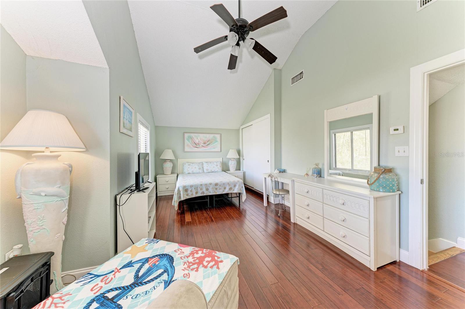 SOUTH VENICE - Residential