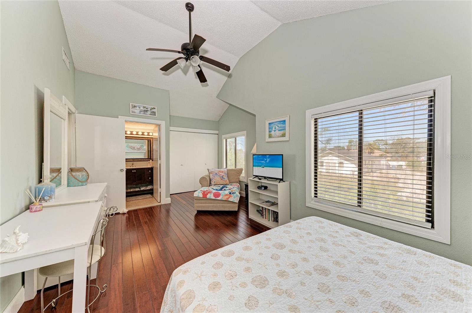 SOUTH VENICE - Residential