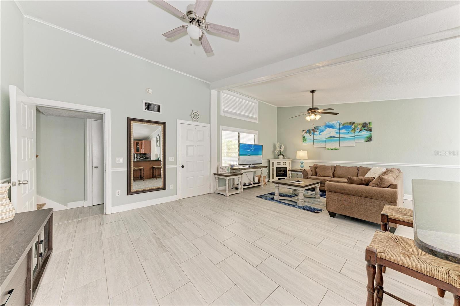 SOUTH VENICE - Residential