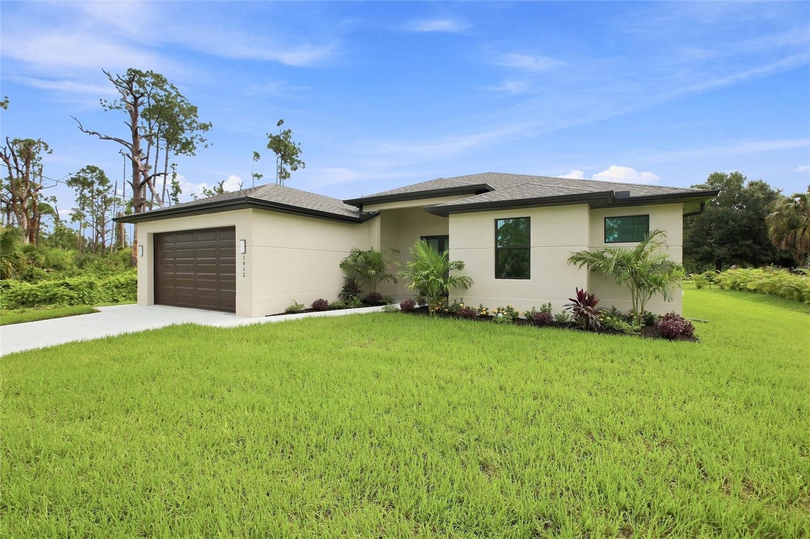 1912 HAGERICK LANE