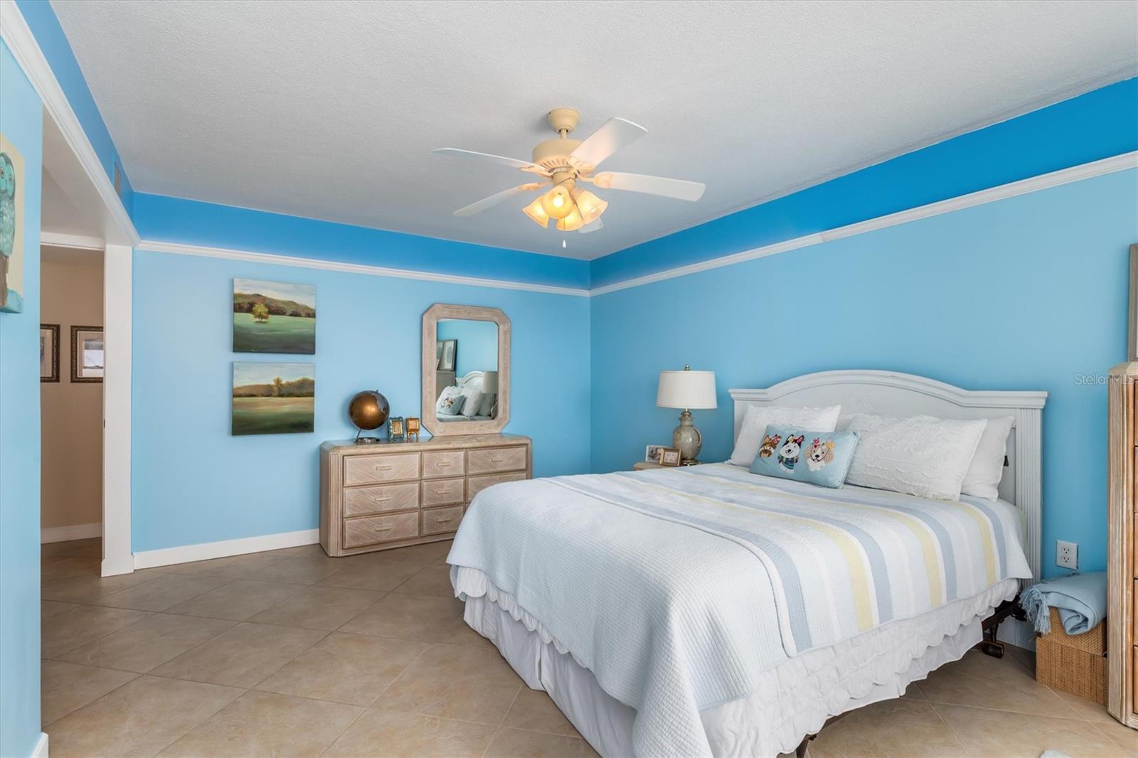 COLONY POINT - Residential