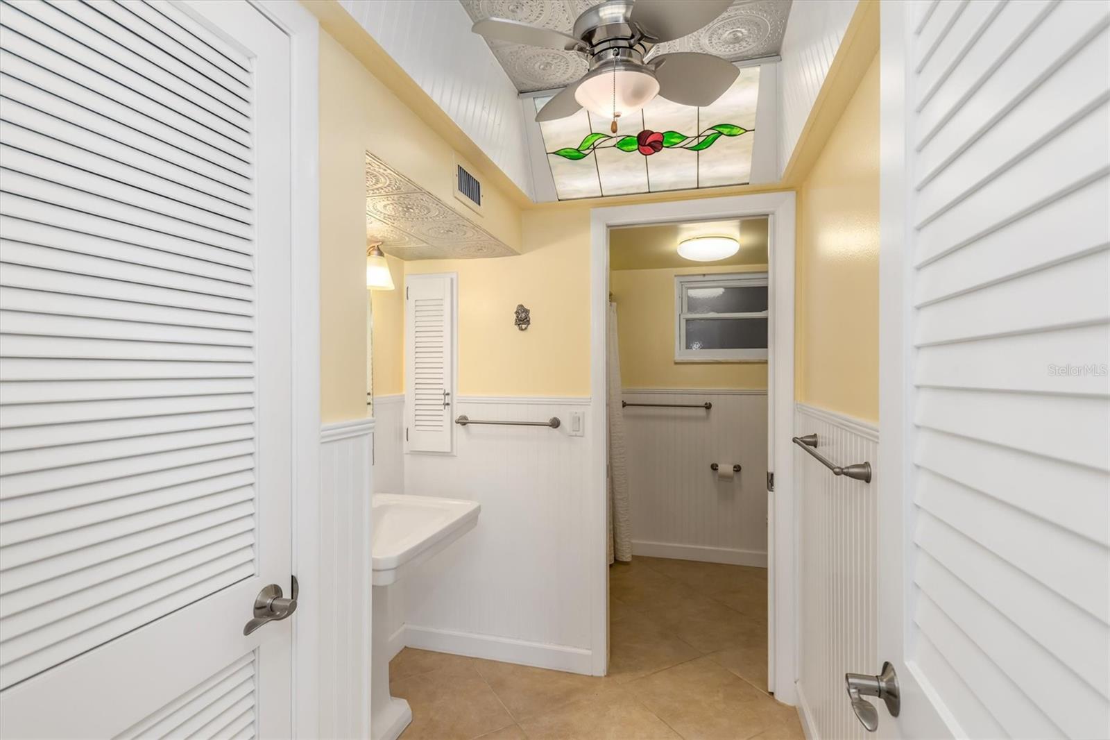 COLONY POINT - Residential