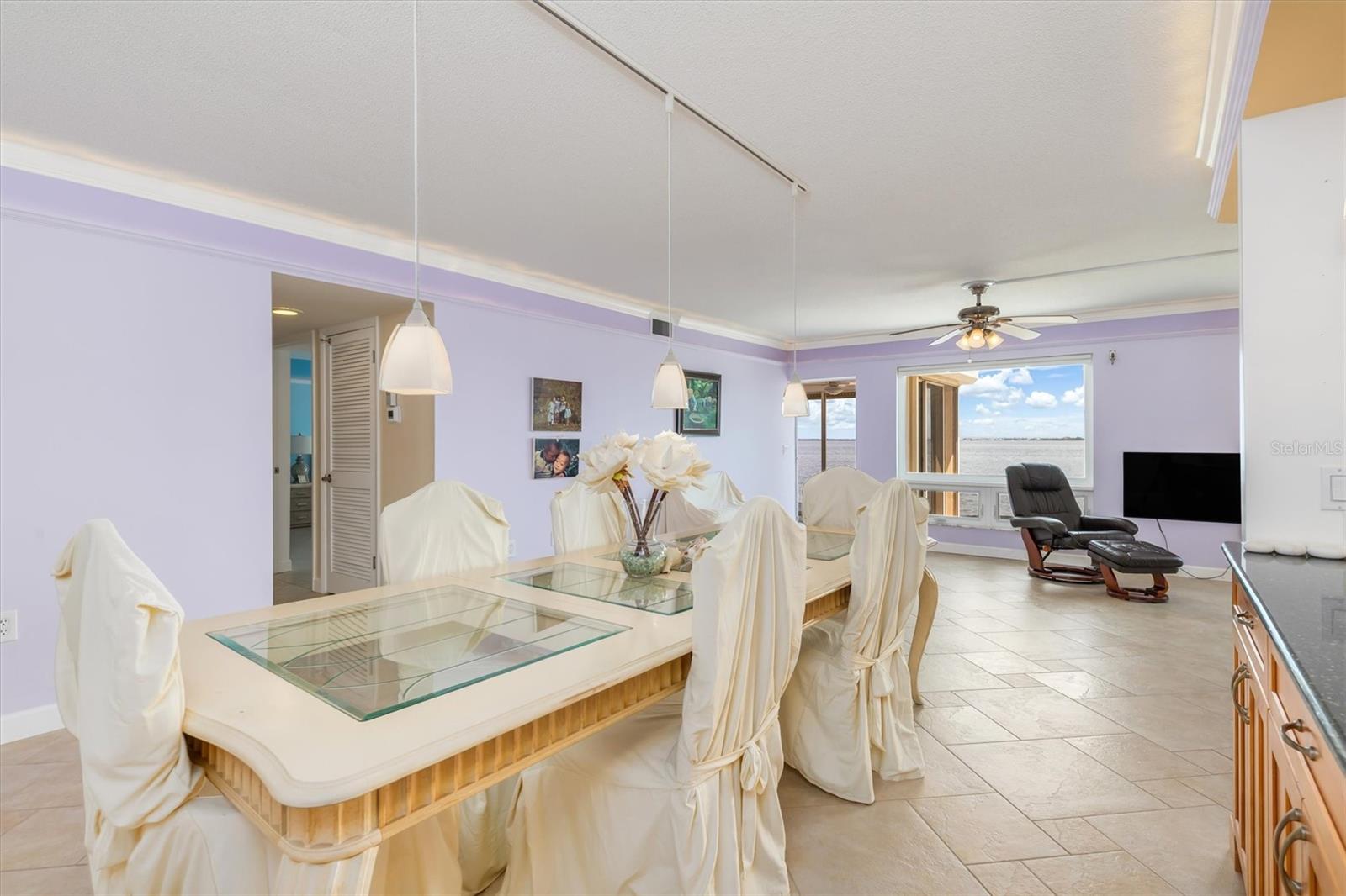 COLONY POINT - Residential