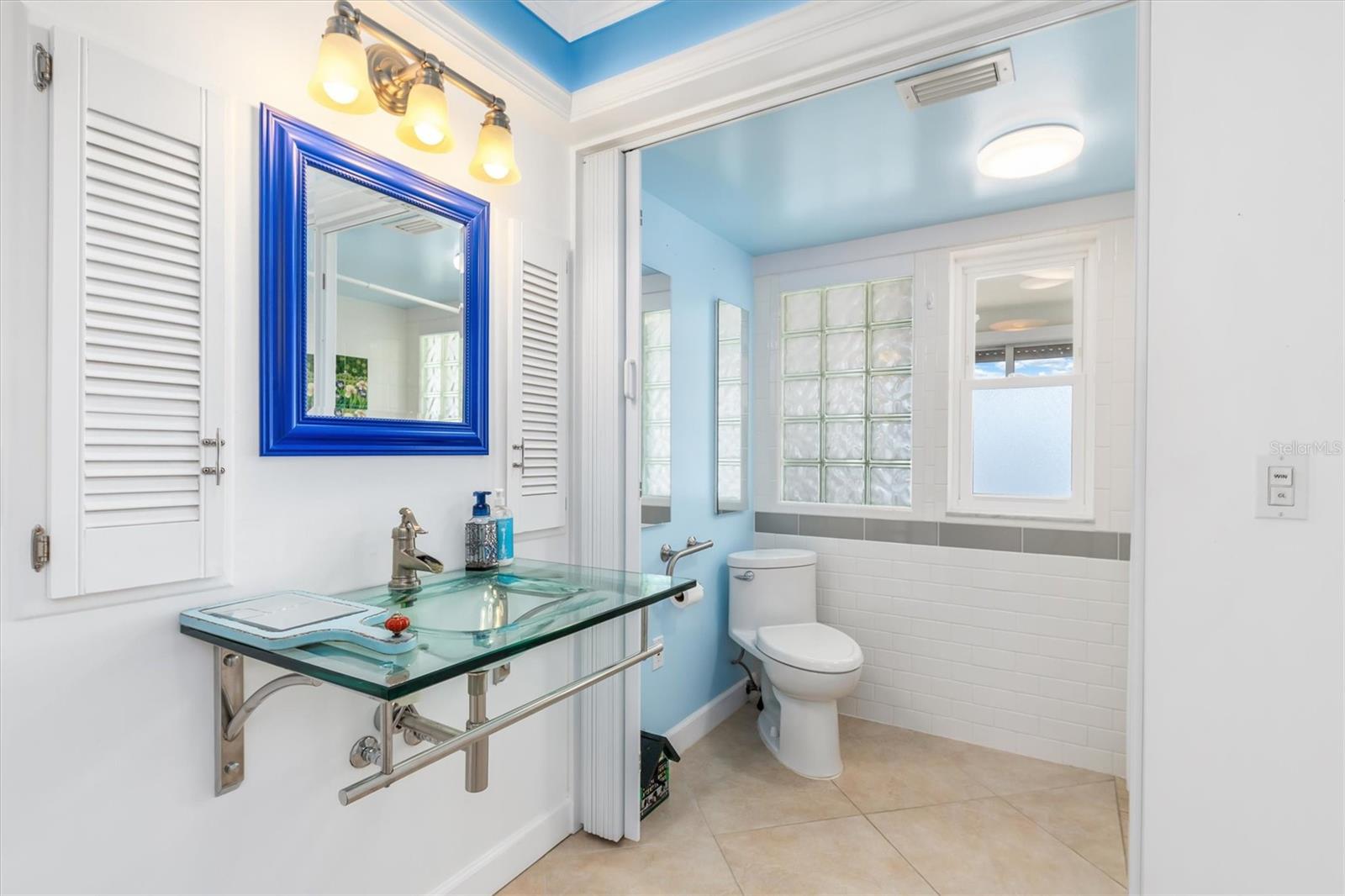 COLONY POINT - Residential