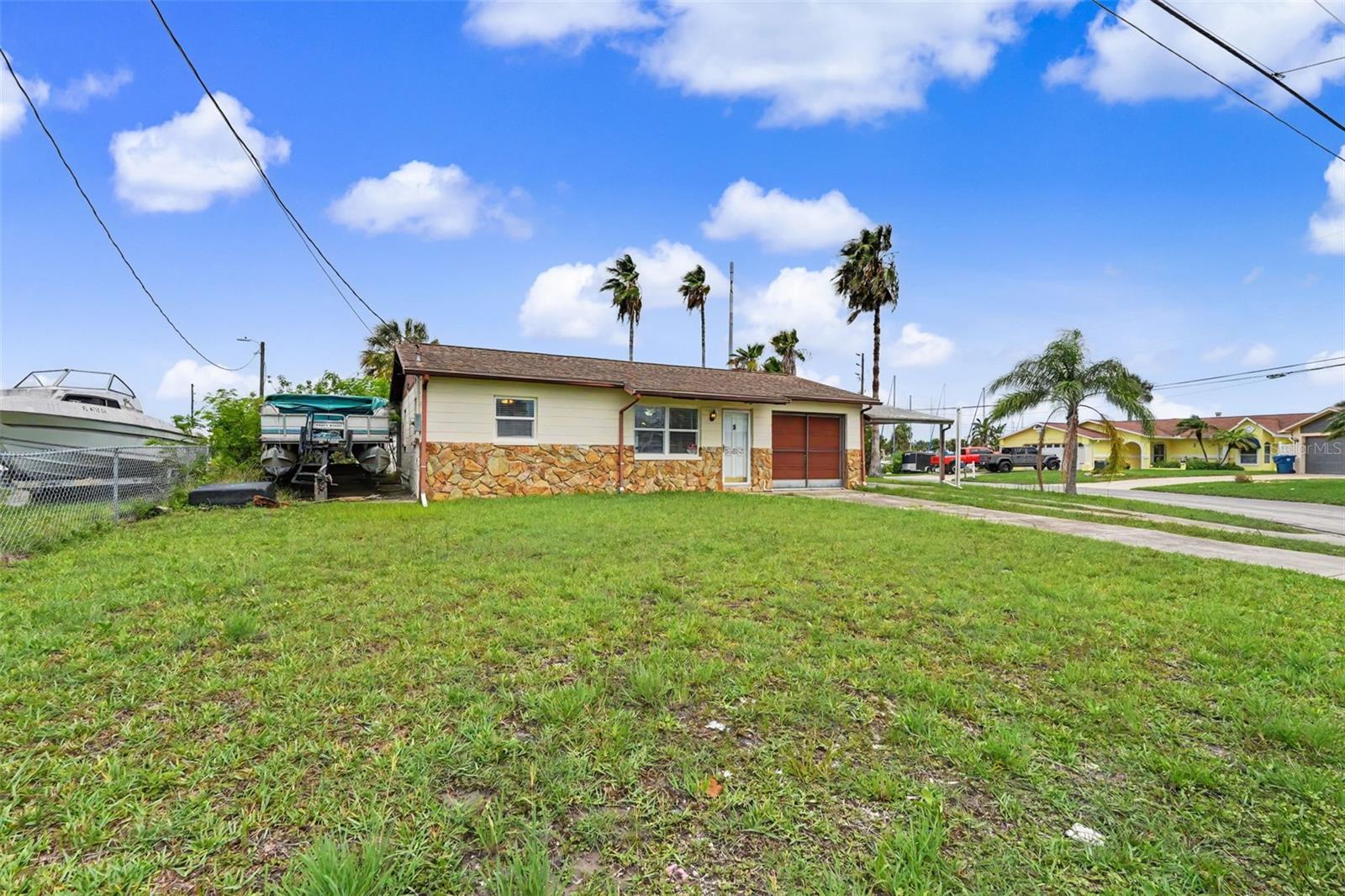 4093 FLAMINGO BOULEVARD