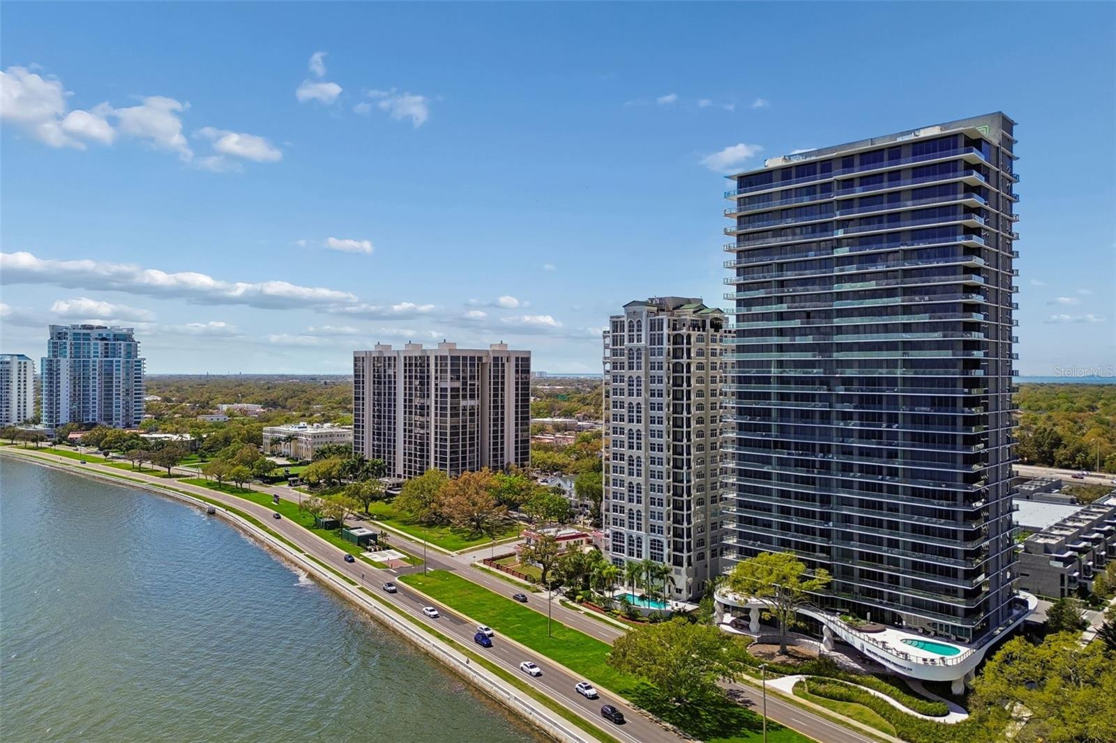 3105 BAY OAKS CONDOMINIUM - Residential