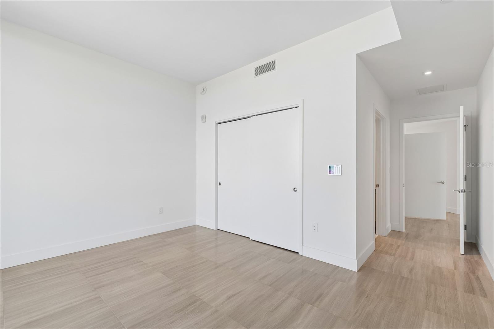 3105 BAY OAKS CONDOMINIUM - Residential