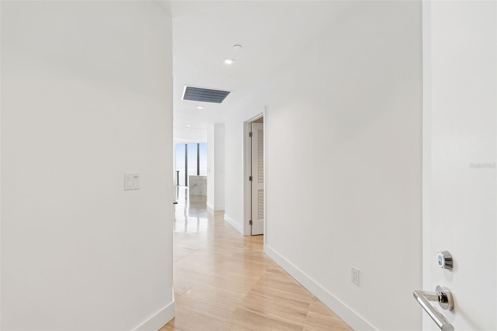 3105 BAY OAKS CONDOMINIUM - Residential