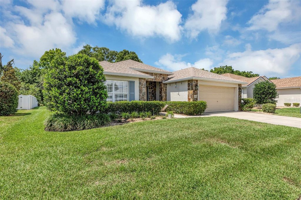 Photo of 4439 SW 53rd Terrace, Ocala, FL 34474 (MLS # OM726643)