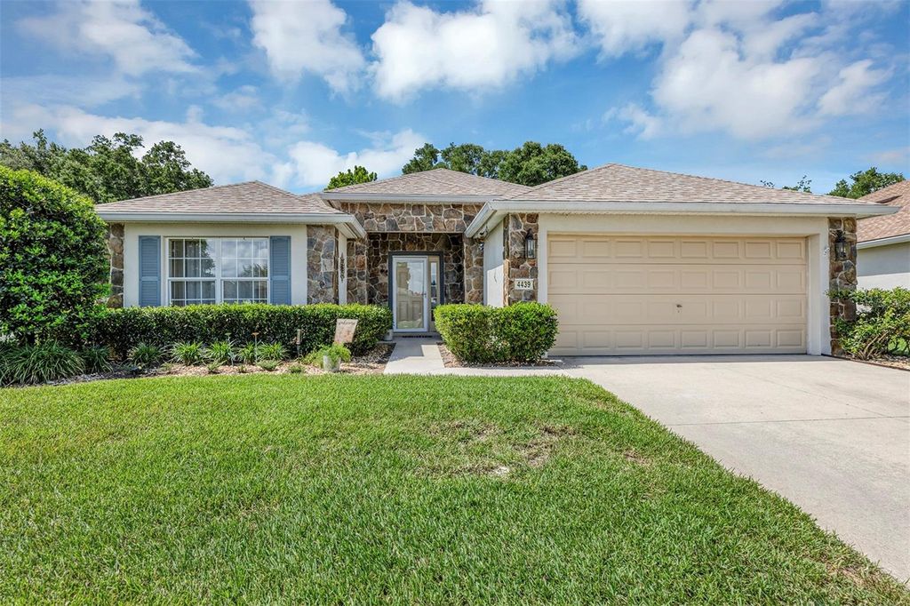 Photo of 4439 SW 53rd Terrace, Ocala, FL 34474 (MLS # OM726643)