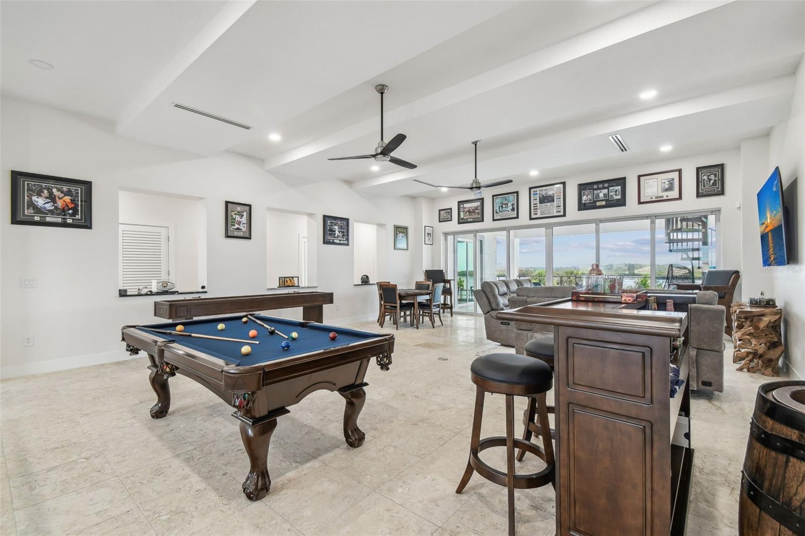 HARBORPOINTE - Residential